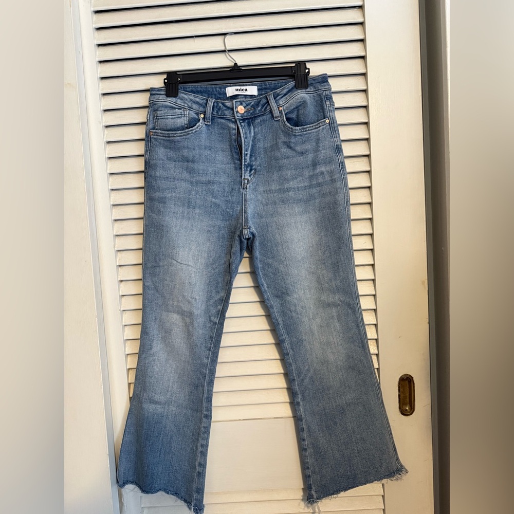 MICA Los Angeles cropped denim